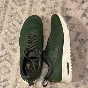 Nike Women’s Matte Olive Green Airmax Sneakers